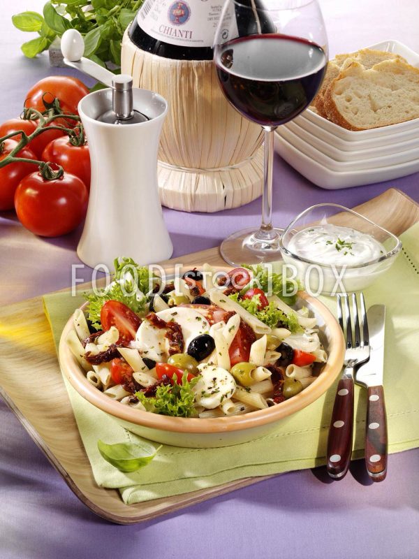 Mediterraner-Nudelsalat