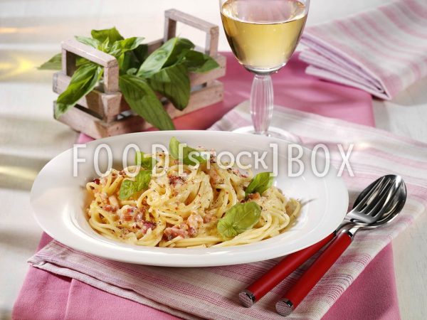 Nudeln mit Speck und Sahne 2