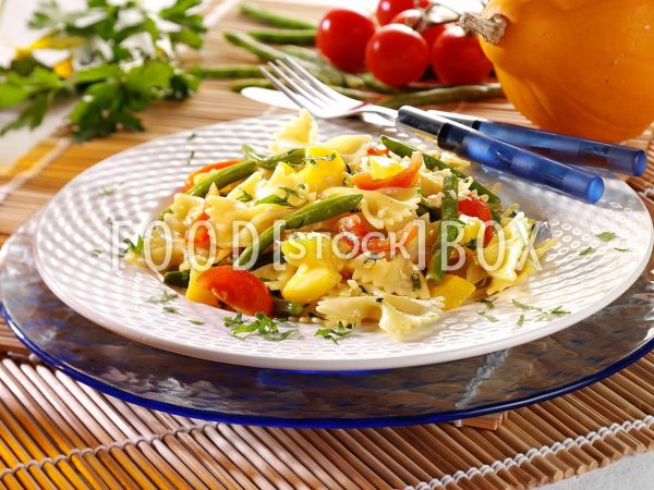 Nudelpfanne mit Kürbis