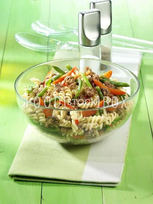 Nudelsalat mit Hack 2