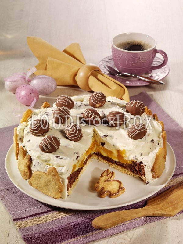 Ostertorte mit Eiern