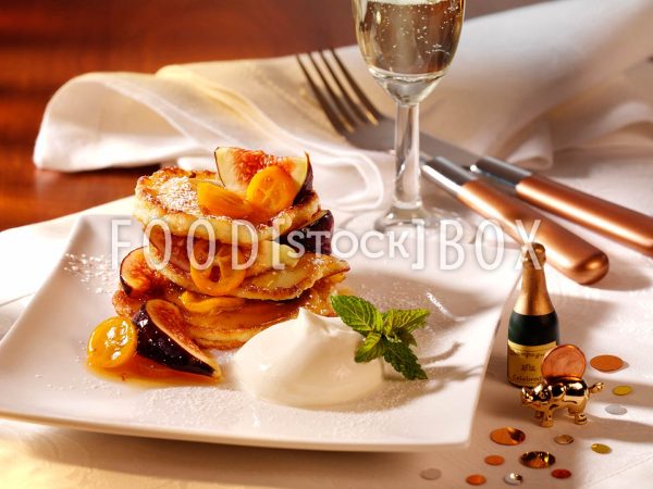 Pancake mit Quark und Kumquats