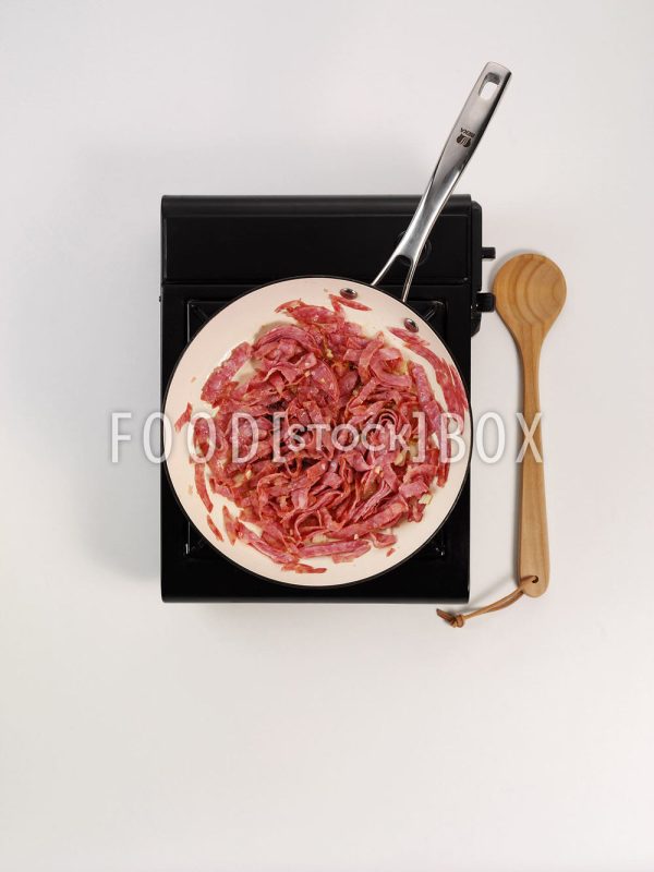 Pasta mediterran mit Salami Step 3