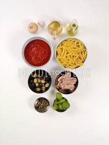 Penne al tonno Step 1