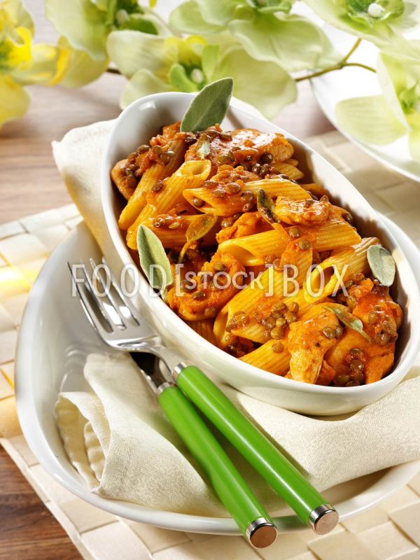Penne mit Linsensauce