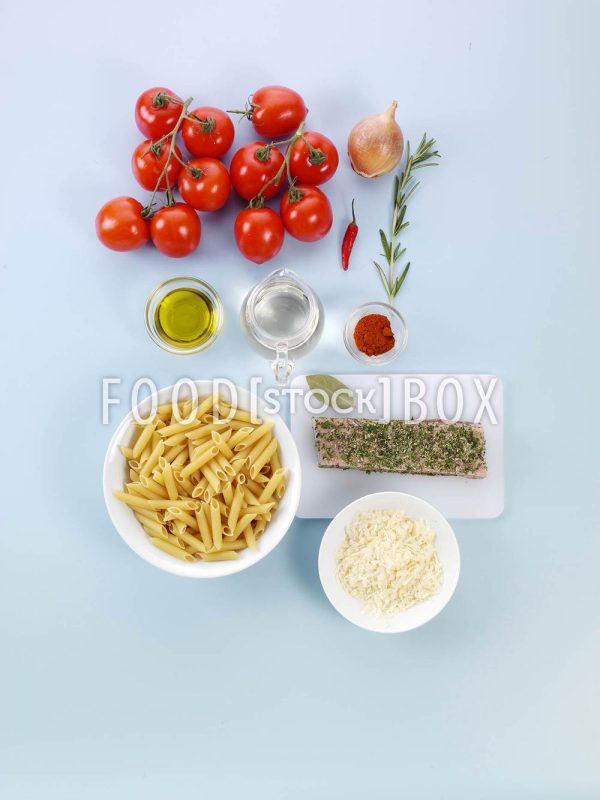 Penne mit Speck und Chili Step 1