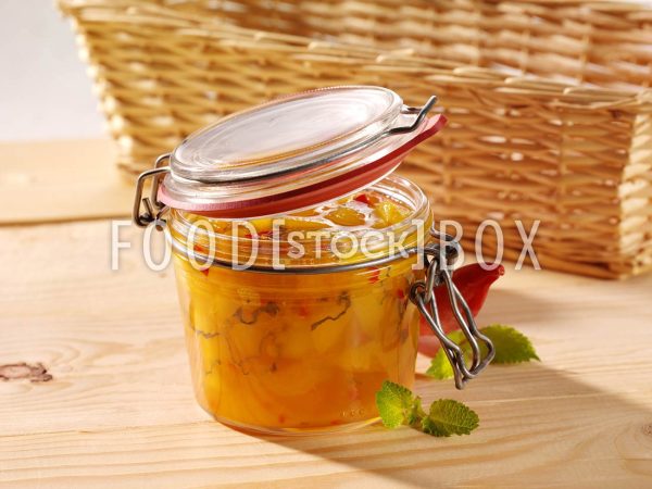 Pikante Aprikosen-Konfitüre