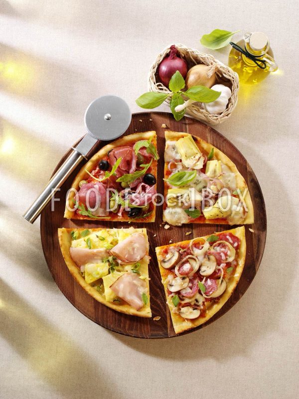 Champignon-Salami-Pizza 1