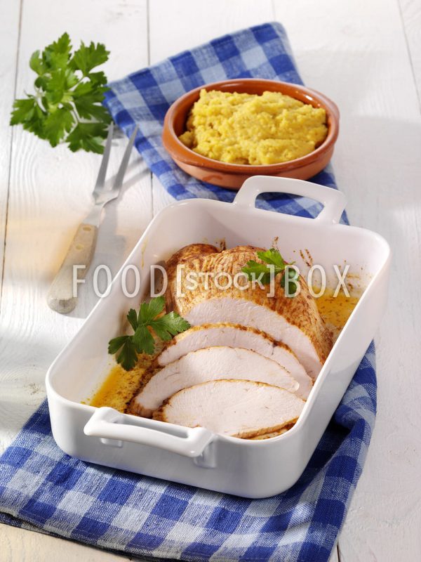 Putenbrust mit Zimt-Polenta
