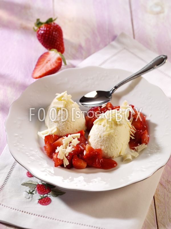 Quarkmousse mit Cassis Dessert  1