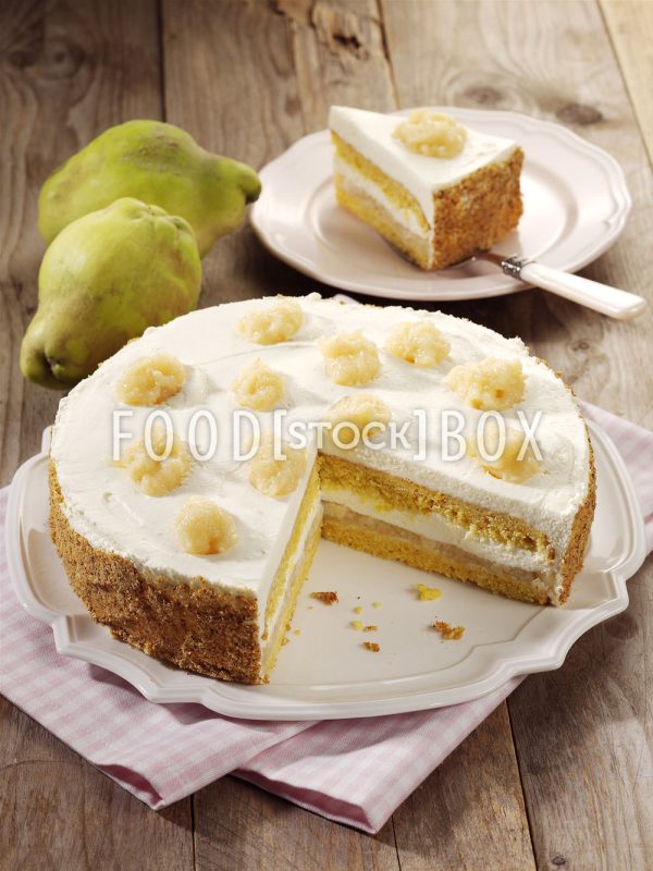 Quitten-Quark-Sahne-Torte