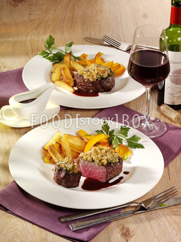 Rinderfilet mit Senf-Kruste