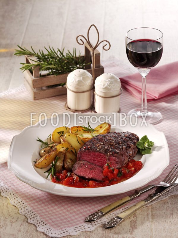 Rosmarinkartoffeln mit Rindersteak