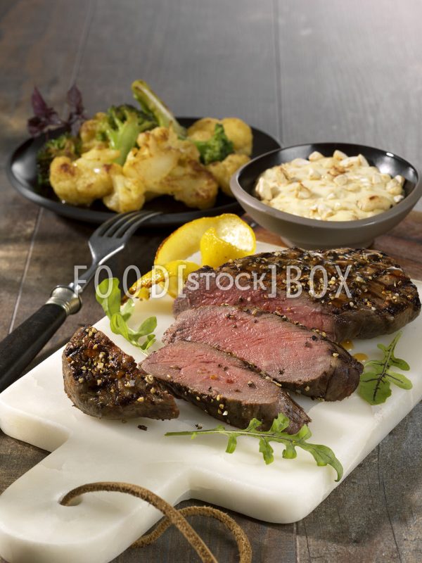 Rumpsteak mit Curry und Blumenkohl