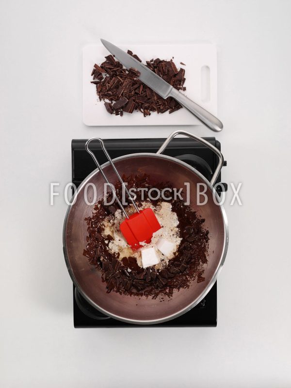 Sahne-Erdbeer-Torte  Step  2