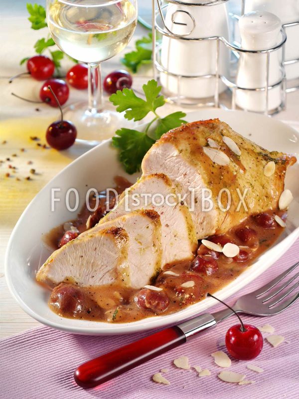 Putenbrust in Sauerkirschsauce