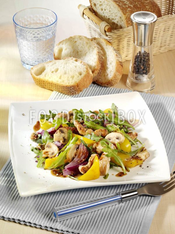 Puten-Gemüsesalat