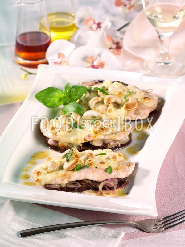 Putenschnitzel mit Mozzarellakruste