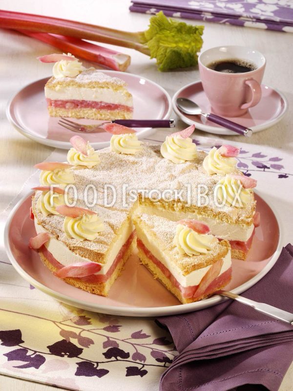 Rhabarber-Joghurt-Torte 1