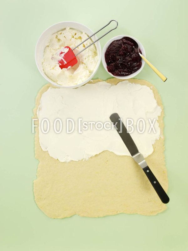 Rosen-Streuselkuchen Step 4
