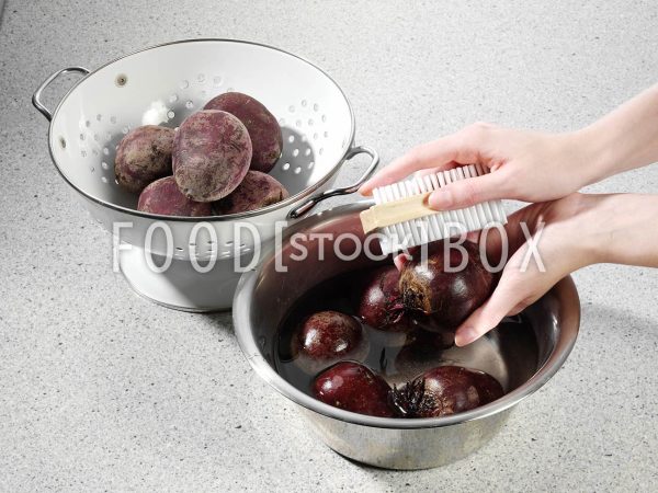 Rote-Bete-Salat mit Vollkornoast 3
