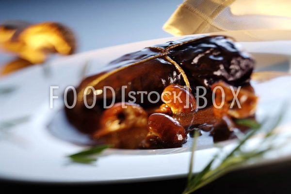 Rotkohl-Kaninchen-Roulade