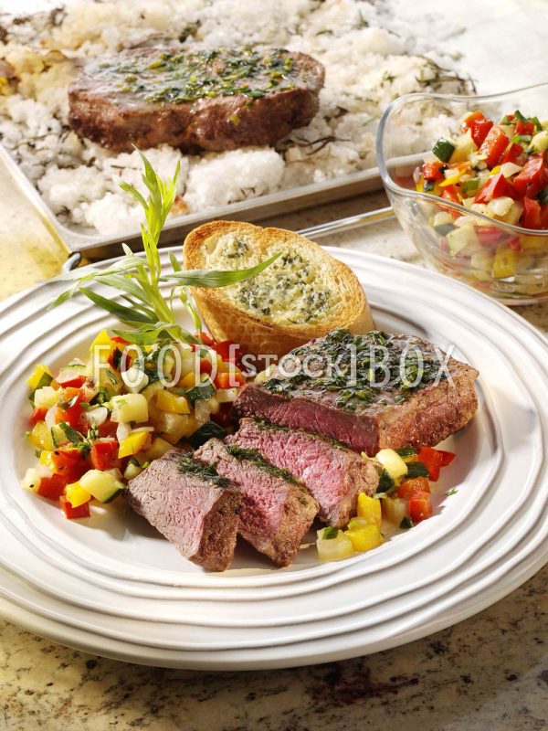 Rumpsteaks im Salzbett