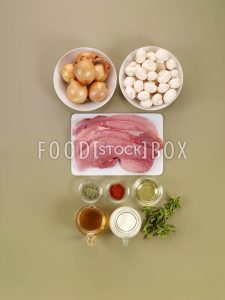 Sahne-Zwiebel-Schnitzel Step 1