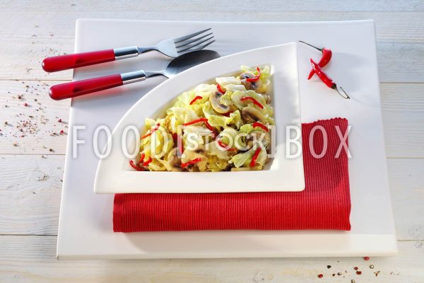 Sauer-scharfer Spitzkohl