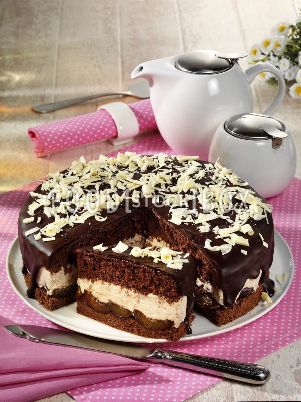 Schokotorte mit Zwetschgen