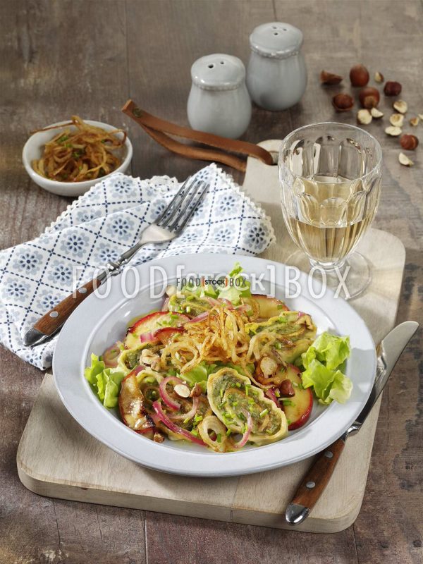 Schwäbischer Maultaschensalat