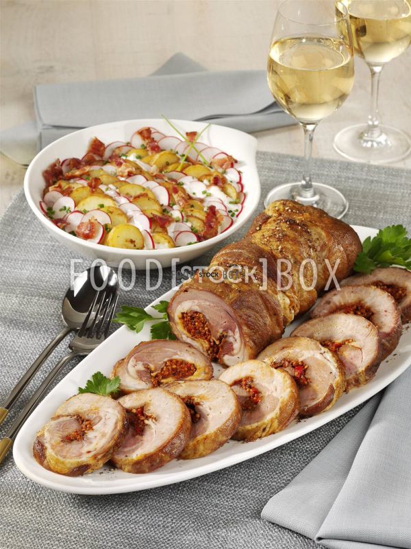 Schweinerollbraten mit Bratkartoffelsalat 2