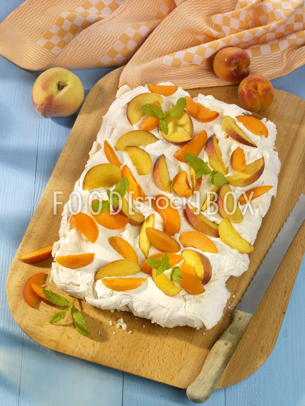 Sommerlicher Baiserkuchen vom Blech