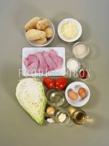 Schnitzel mit Kartoffelkruste und Kräutern Step 1