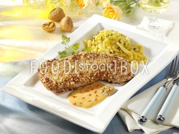 Schweineschnitzel mit Nusskruste 1