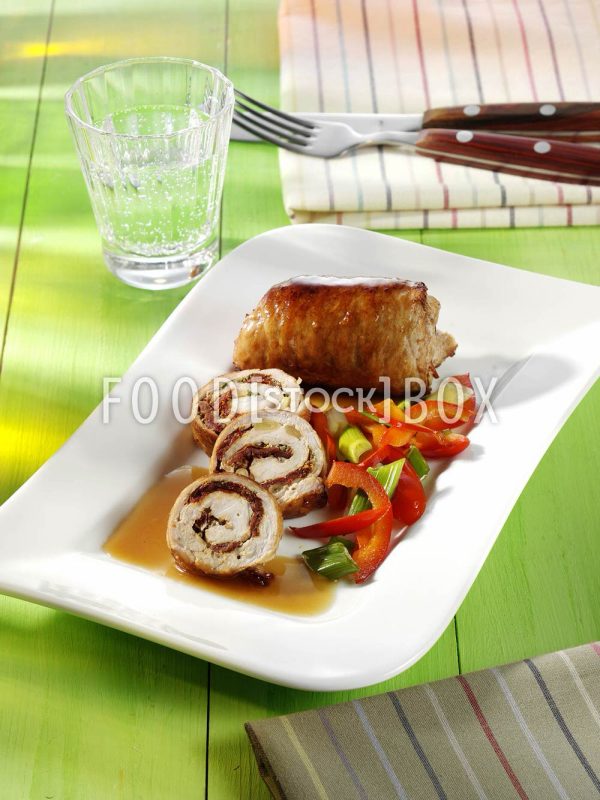 Schnitzelrouladen mit Paprikaschote