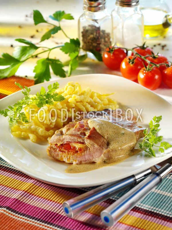 Gefüllte Schnitzeltaschen