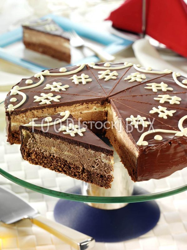Marmorierte Schoko-Mousse-Torte