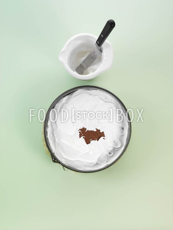 Schoko-Schnee-Torte  Step 4
