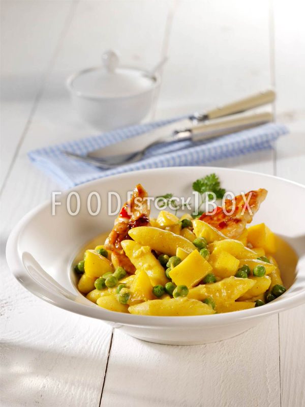 Schupfnudeln in Curryrahm mit Chilihähnchen