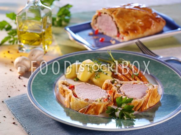 Schweinefilet im Blätterteig mit Frischkäse