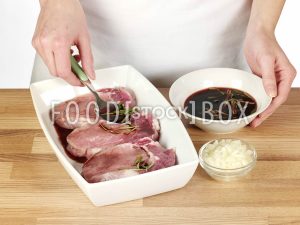 Schweinesteaks in Rotweinsauce 1