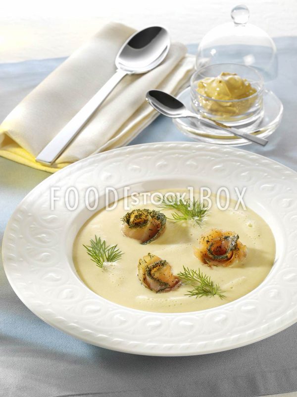 Senfsuppe mit Graved Lachs 2