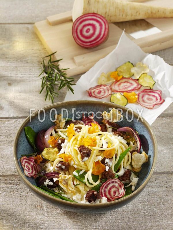Spaghetti mit Hackfleisch-Käse-Sauce