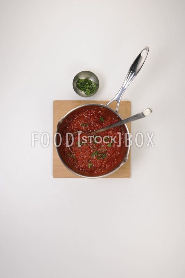 Spaghettinester mit Tomatensauce   Step 6