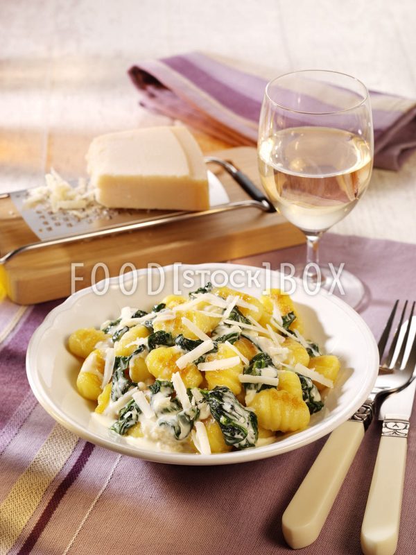 Vegetarische Spinat-Gnocchi