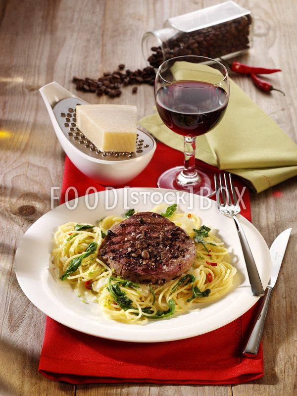 Steaks mit Espressopfeffer