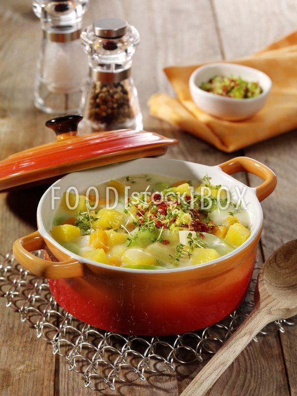 Steckrübeneintopf mit Gremolata