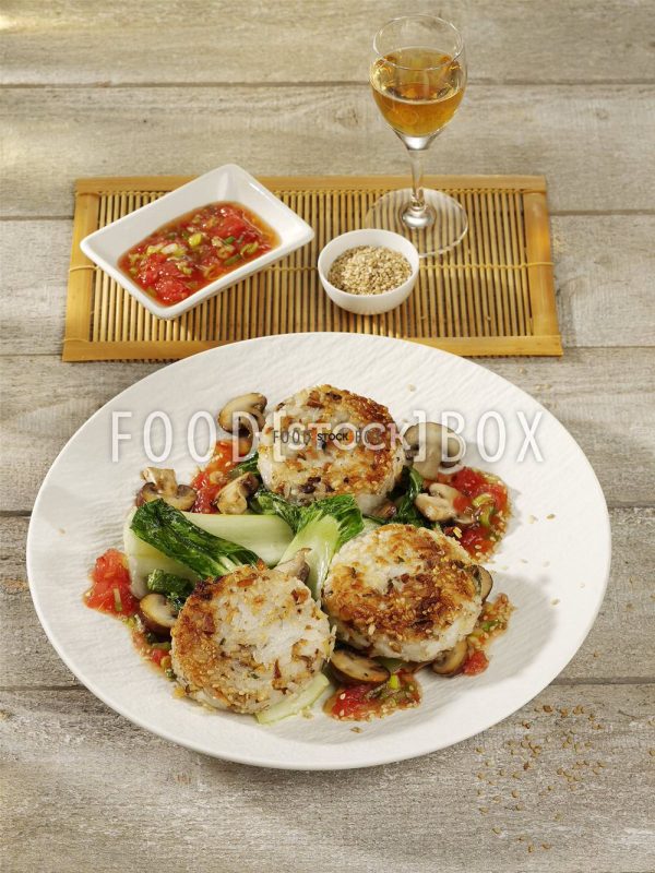 Sushi-Reisknödel mit Tofu