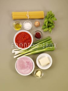 Gebackene Spaghetti-Nester Step 1